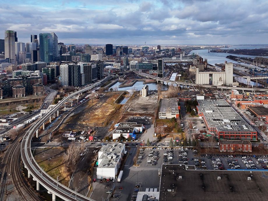Vue aérienne du bassin Wellington à Montréal